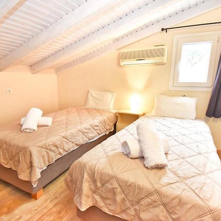 Mike'S Apartments Agios Gordios  Dış mekan fotoğraf