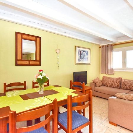 Mike'S Apartments Agios Gordios  Dış mekan fotoğraf