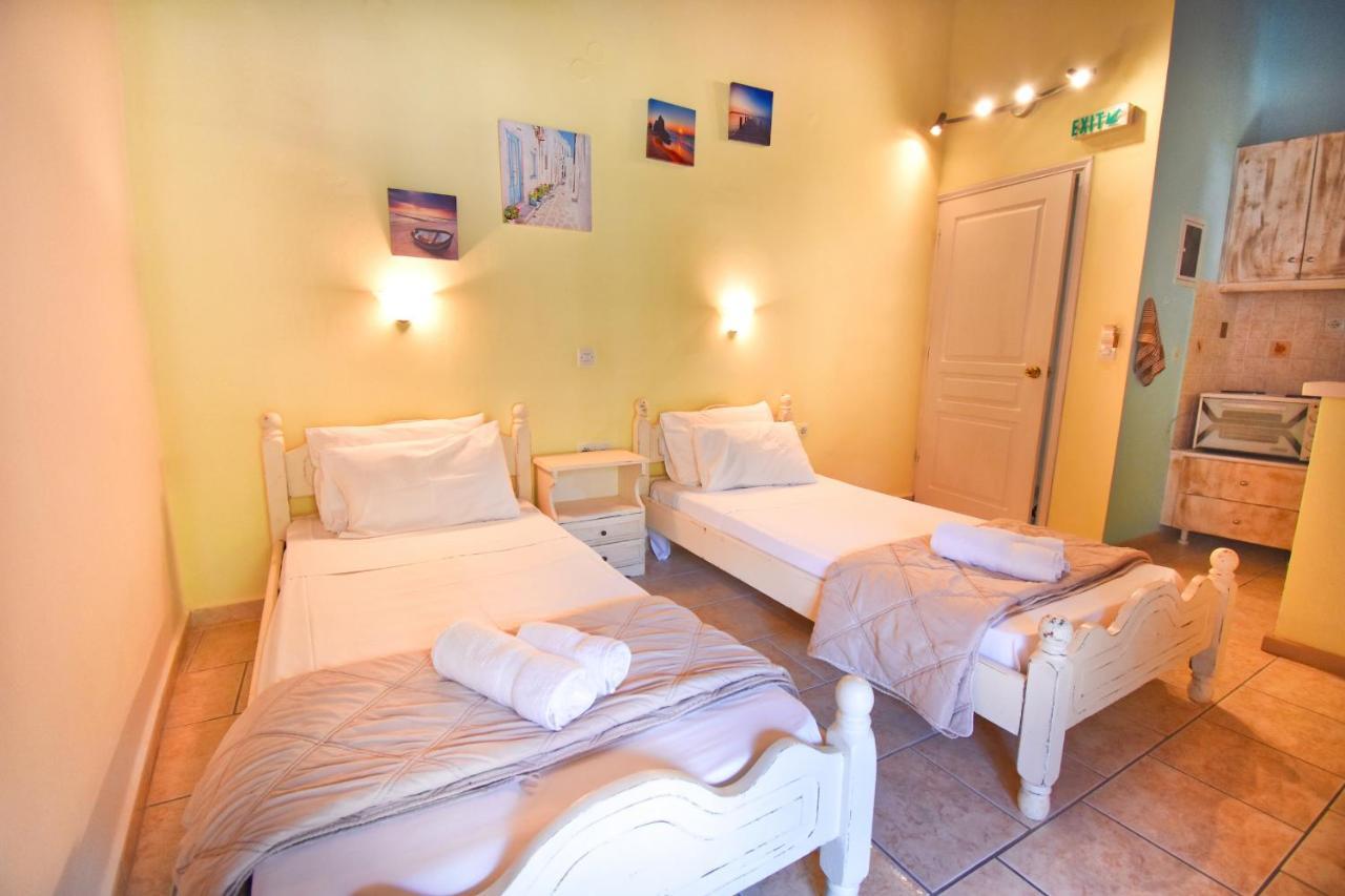 Mike'S Apartments Agios Gordios  Dış mekan fotoğraf