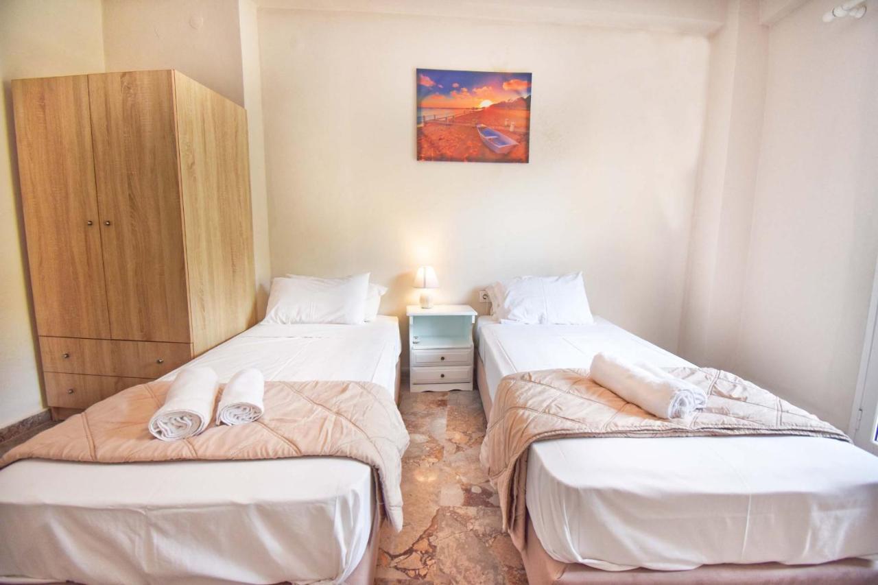 Mike'S Apartments Agios Gordios  Dış mekan fotoğraf